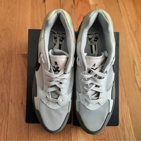 NEW Nike Air Max ST International Pure Platinum Gray Shoes 652976-002 Size 9.5 - Picture 12 of 12